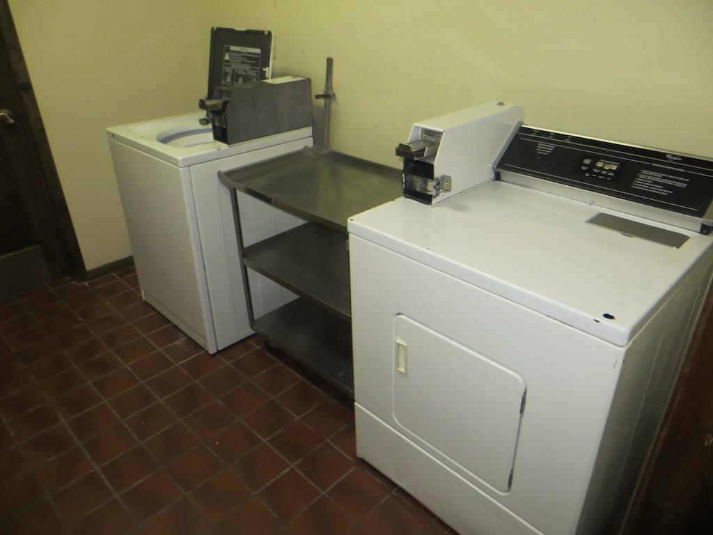 Ripon Welcome Inn And Suites ภายนอก รูปภาพ